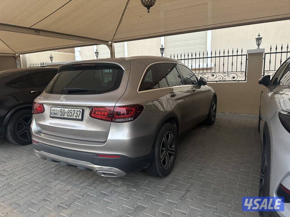 للبيع سياره glc 200 ماشي 790001