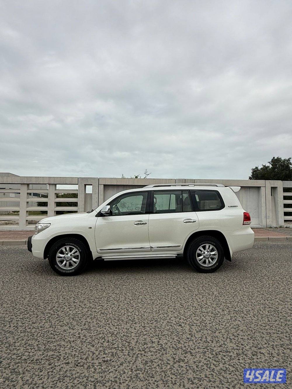 لاندكروز 20115