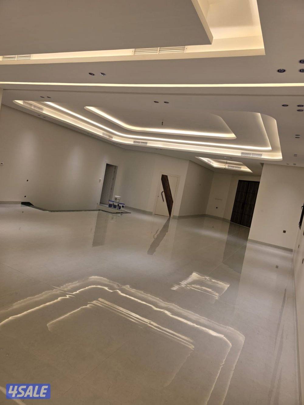 للبيع بالمطلاع قسيمه تشطيب روعه0