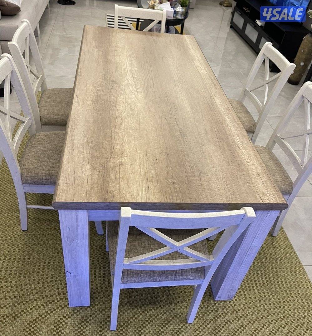 للبيع طاولة طعام3
