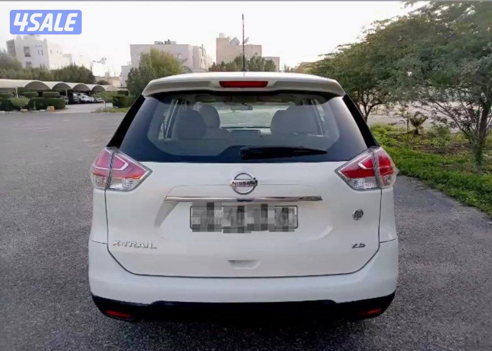 اكس تريل موديل 2017 ماشي 185 بحاله ممتازه سيرفس وكاله شرط الفحص2