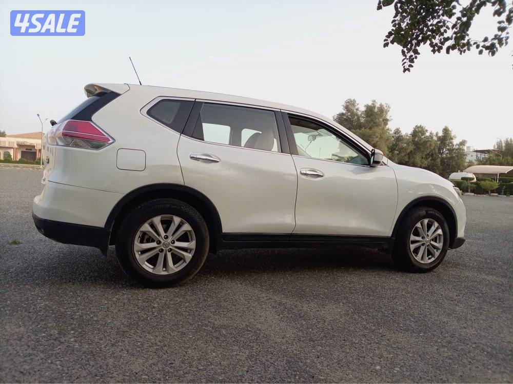 اكس تريل موديل 2017 ماشي 185 بحاله ممتازه سيرفس وكاله شرط الفحص4