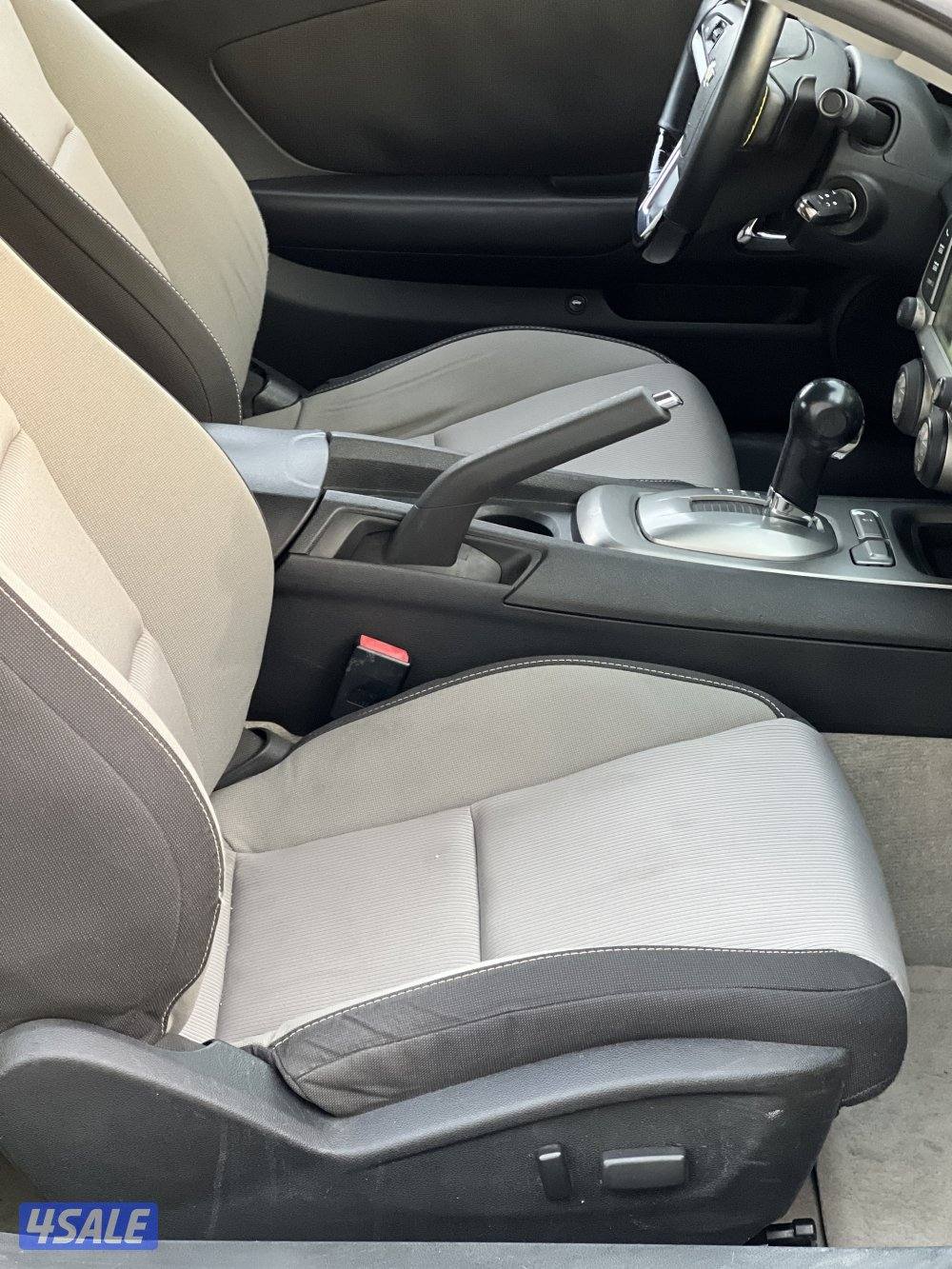 للبيع كمارو 6 سلندر8