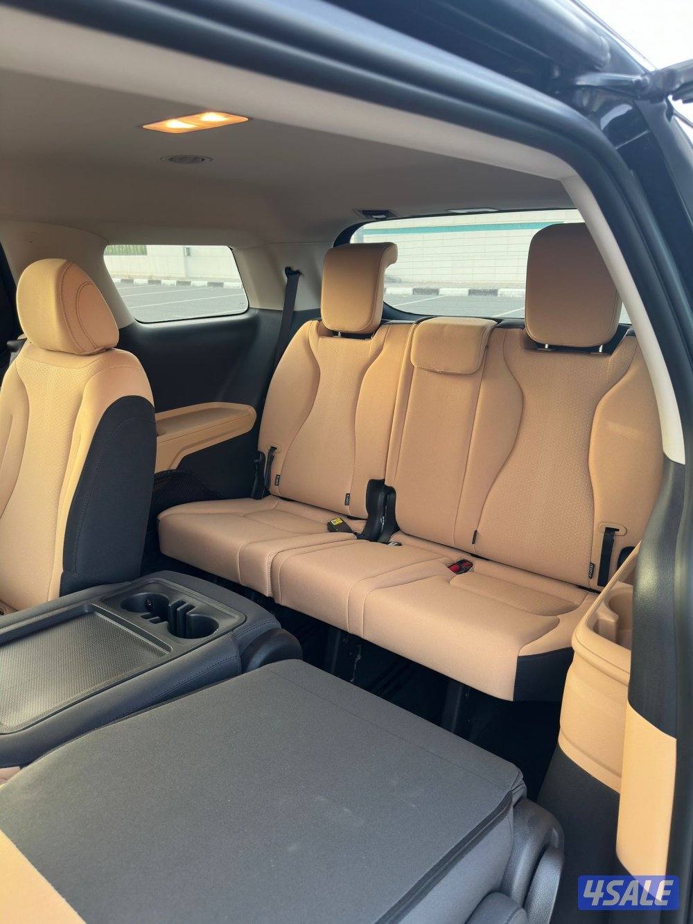 كيا كرنفال ماشي ٢٤ ألف10