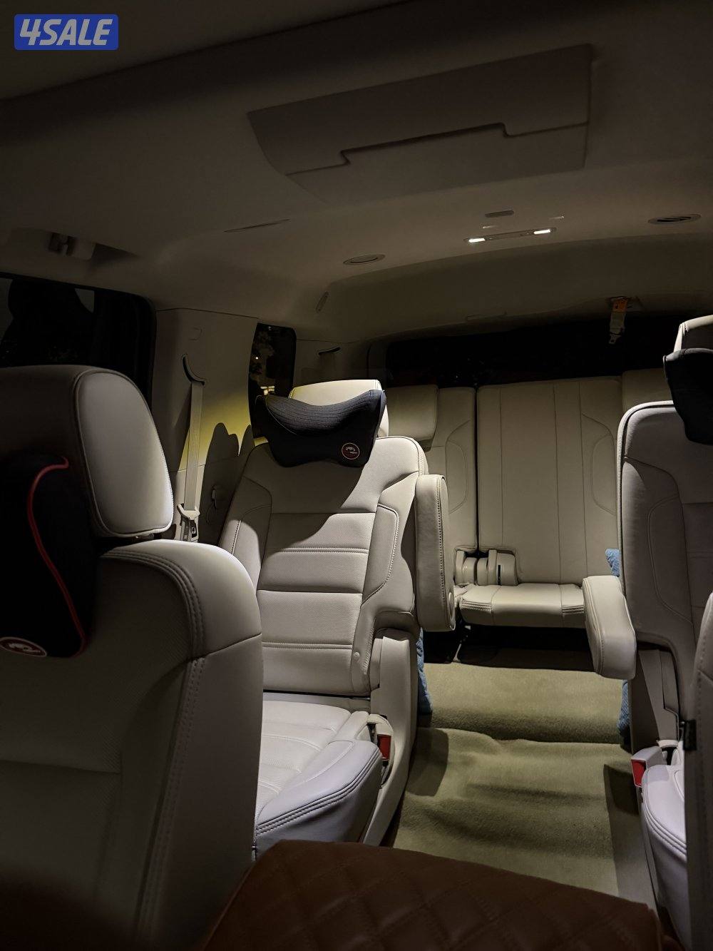 GMC Yukon Denali. Mint condition. Rare to find6