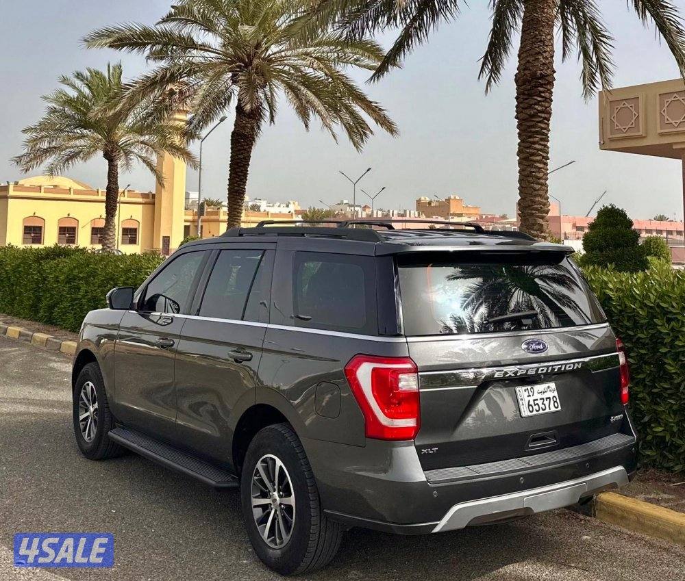 فورد كسبيدشن.م 2020  صبغ الوكاله عداد 96 ألف  سيرفس منتظم. شرط الفحص5