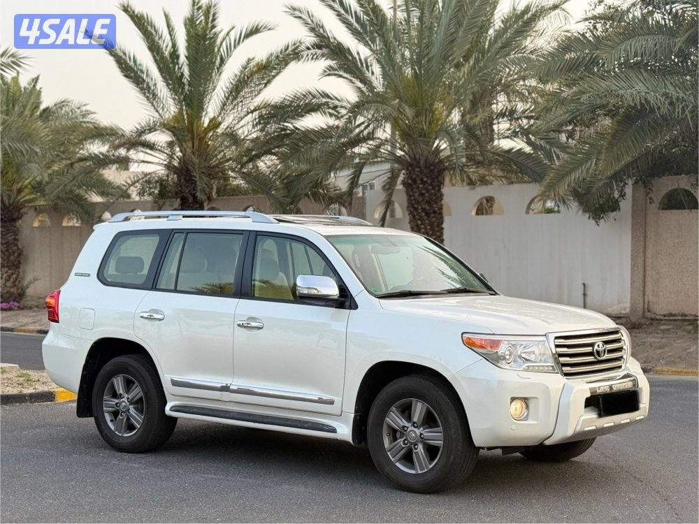 لاند كروزر لمتد اديشن 2015 صبغ وكاله ماشي 2460