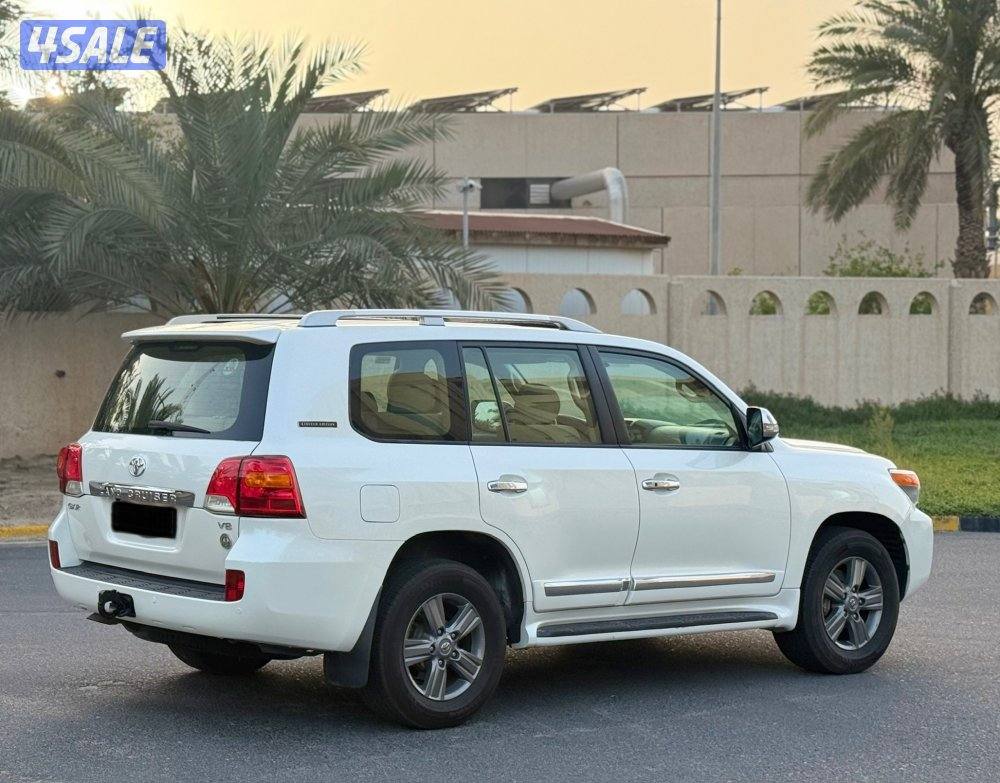 لاند كروزر لمتد اديشن 2015 صبغ وكاله ماشي 2464