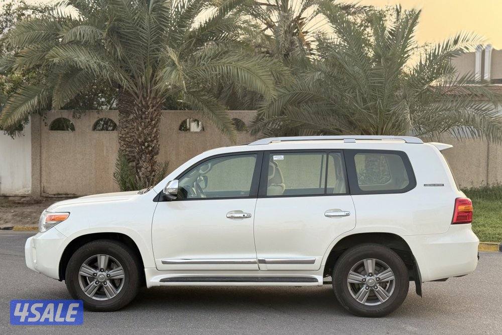 لاند كروزر لمتد اديشن 2015 صبغ وكاله ماشي 2466