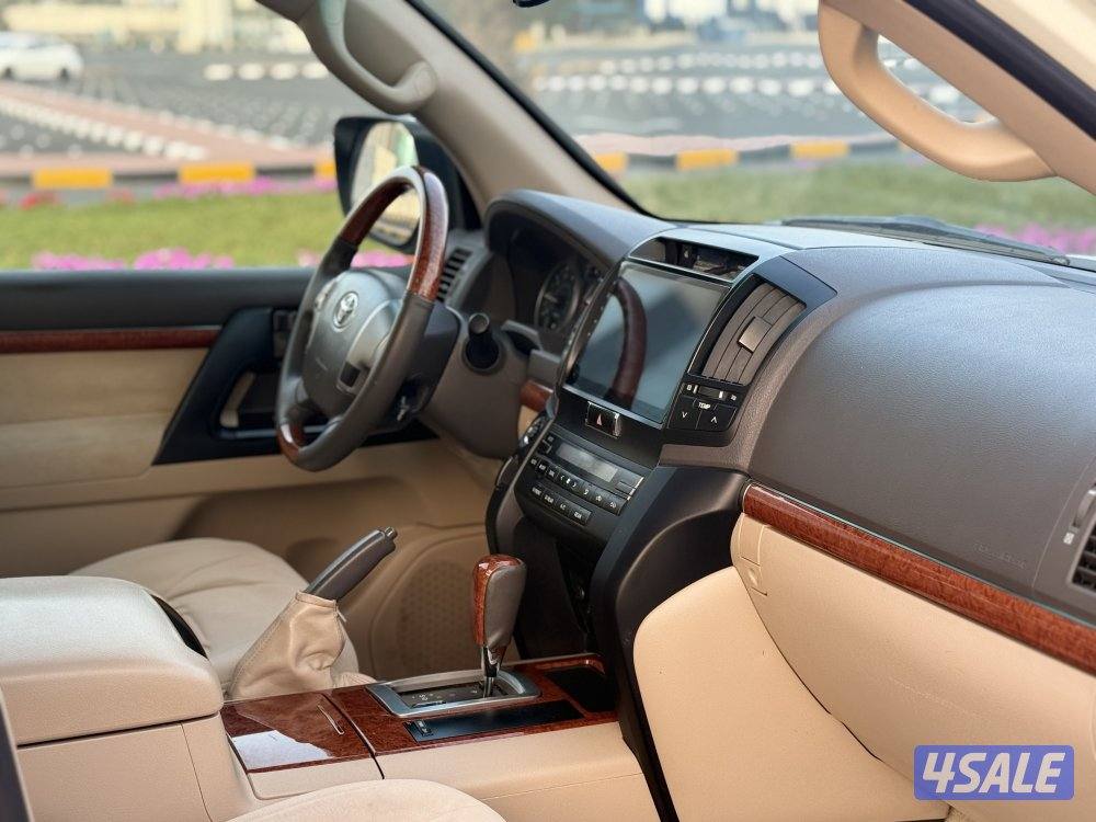 لاند كروزر لمتد اديشن 2015 صبغ وكاله ماشي 2468