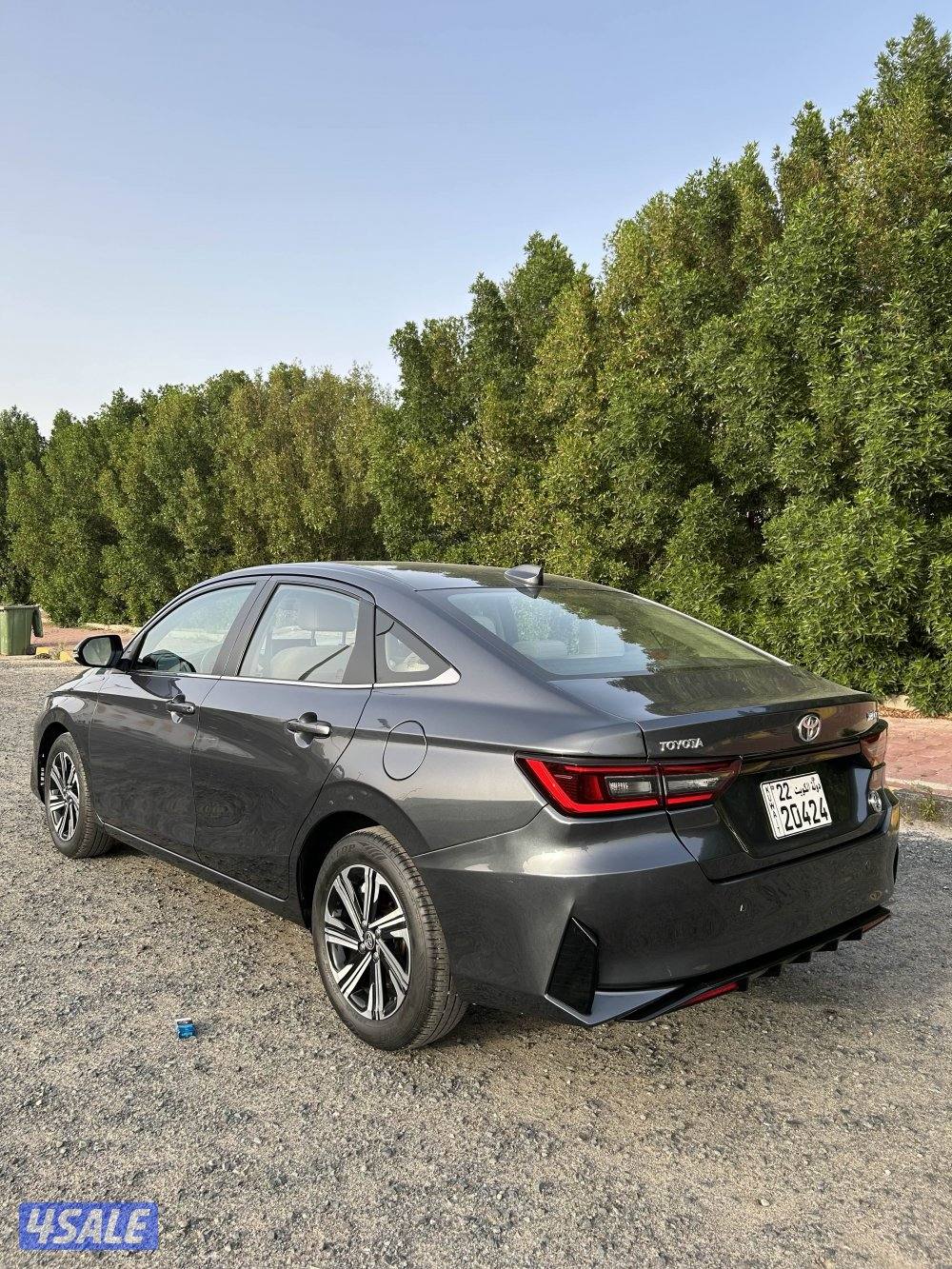 للبيع تيوتا يارس 20233