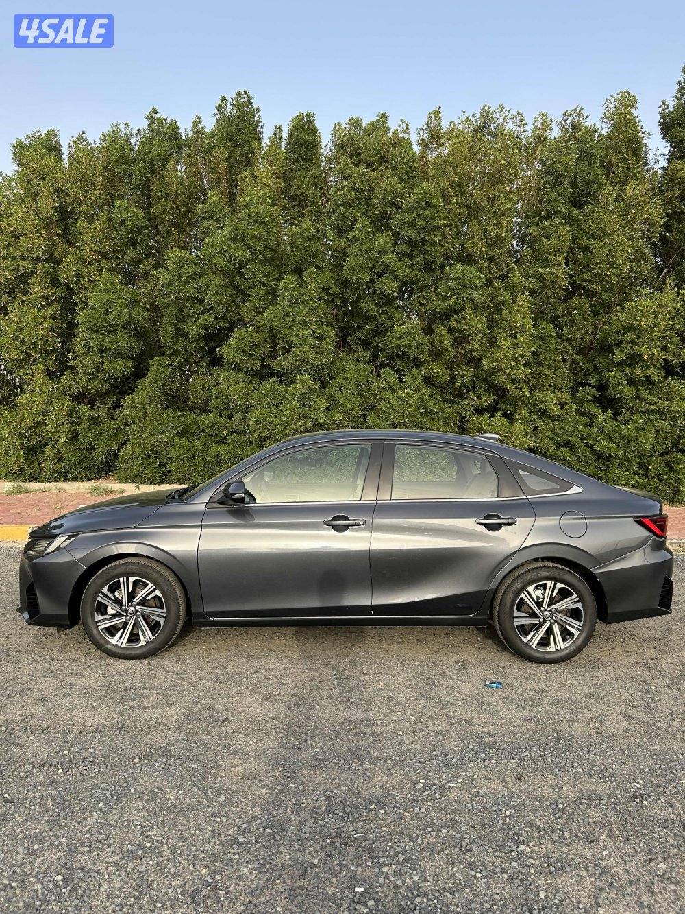 للبيع تيوتا يارس 20234