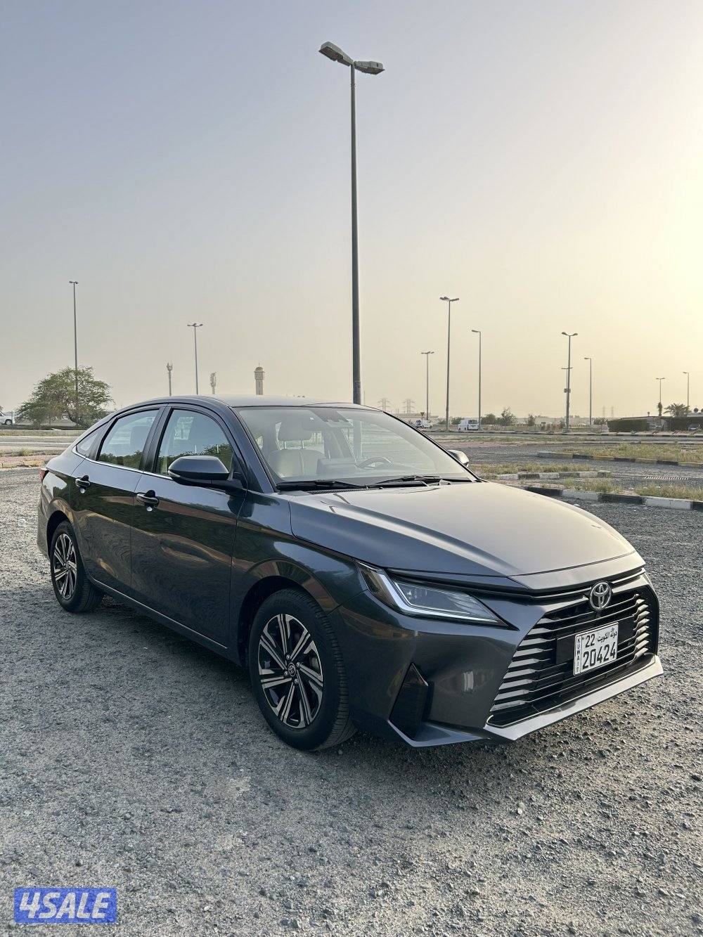 للبيع تيوتا يارس 20236