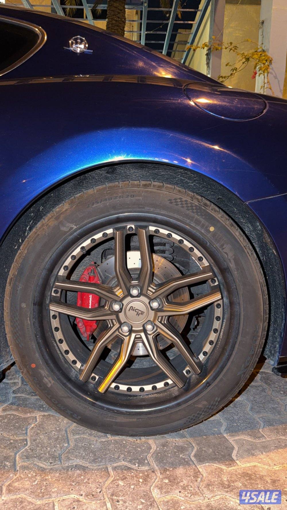 للبيع رنقات نيش جدد مع توايرهم حجم 20 يركبون على كل السيارات4