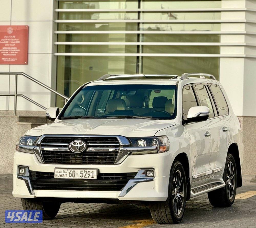 لاند كروزر قراند تورنق  عداد ١٣٠1