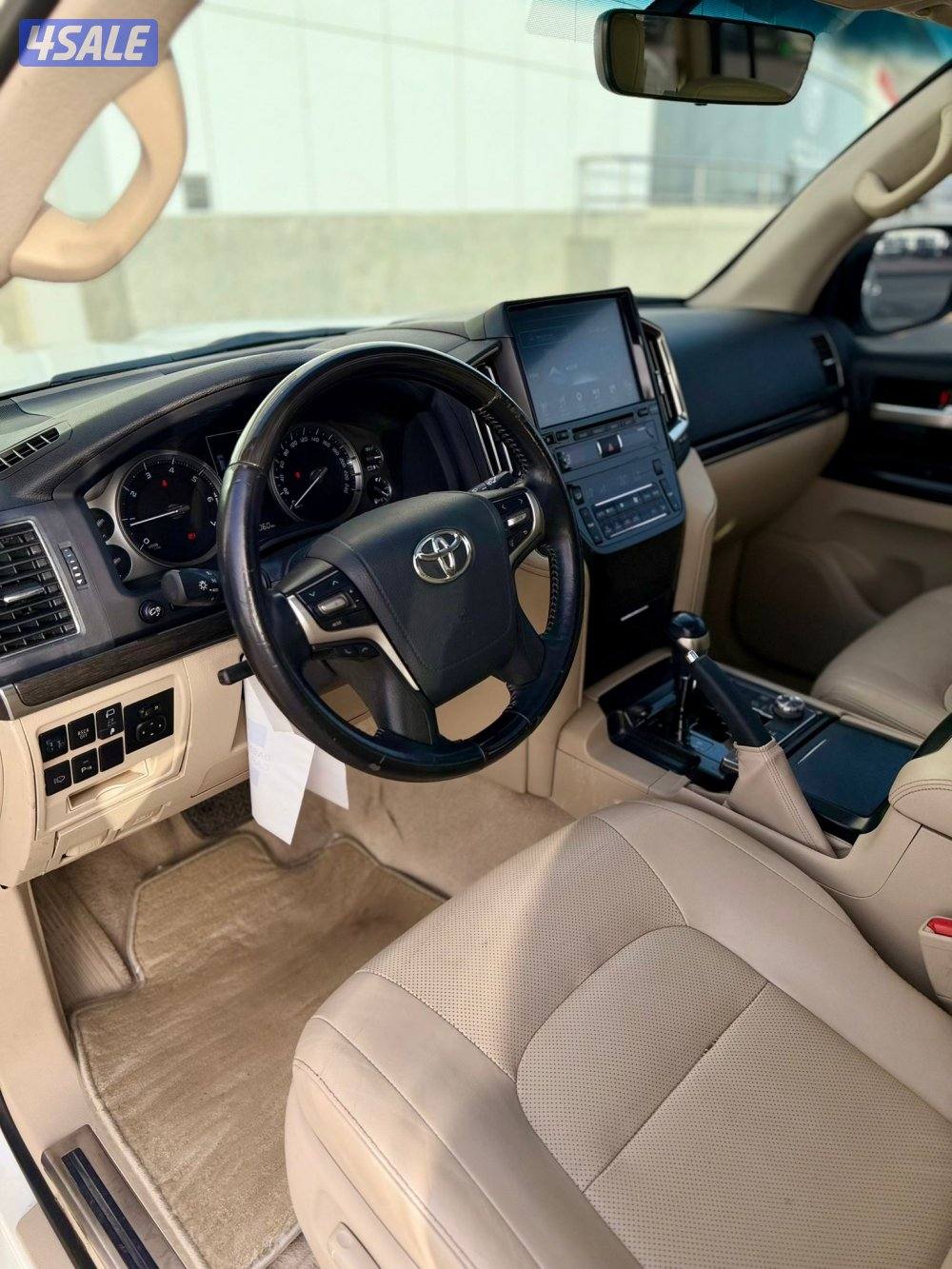 لاند كروزر قراند تورنق  عداد ١٣٠5