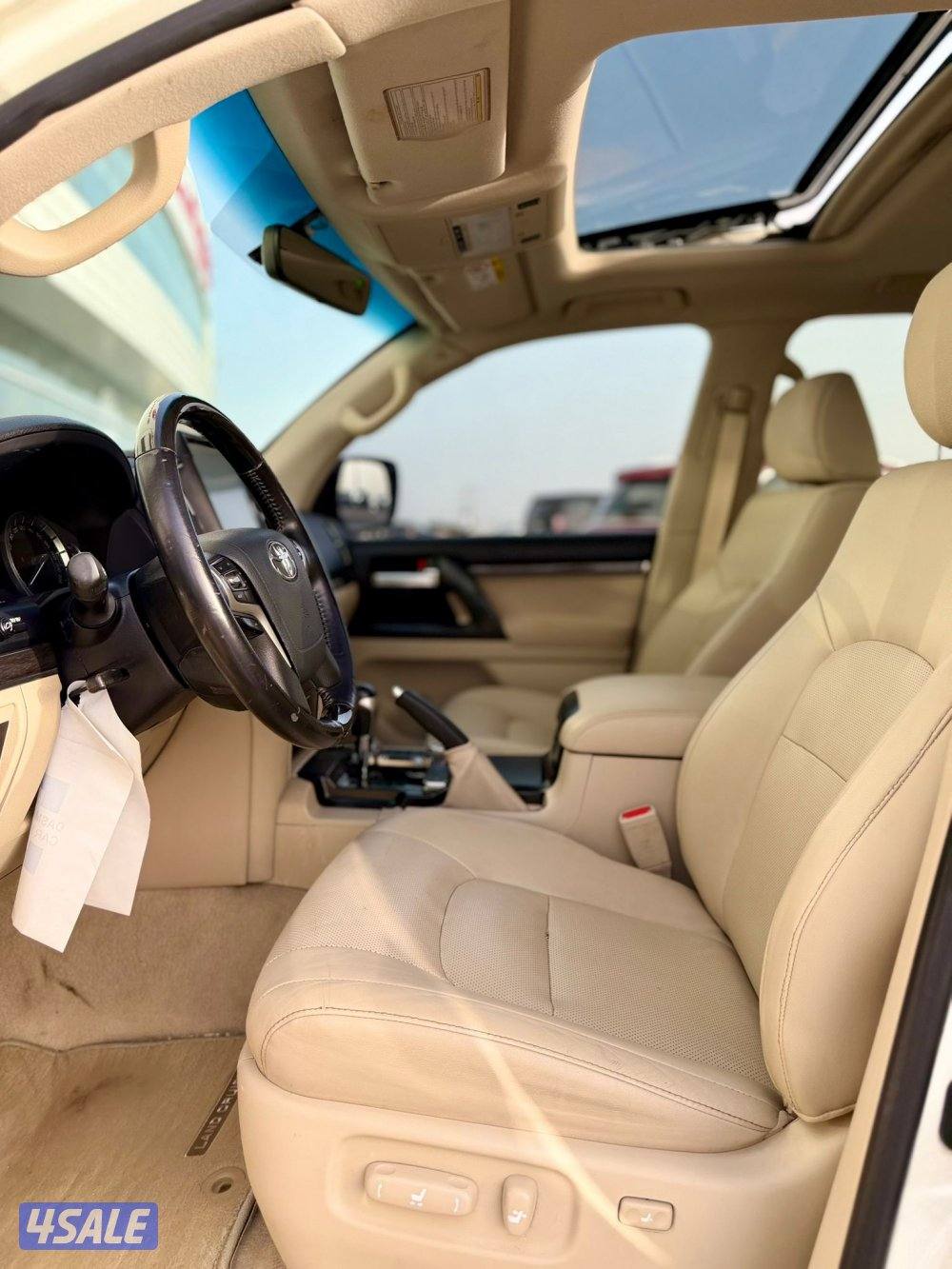 لاند كروزر قراند تورنق  عداد ١٣٠6