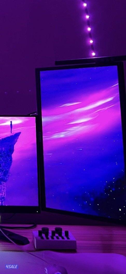 للبيع شاشه مع قاعدتها 24 بوصه0