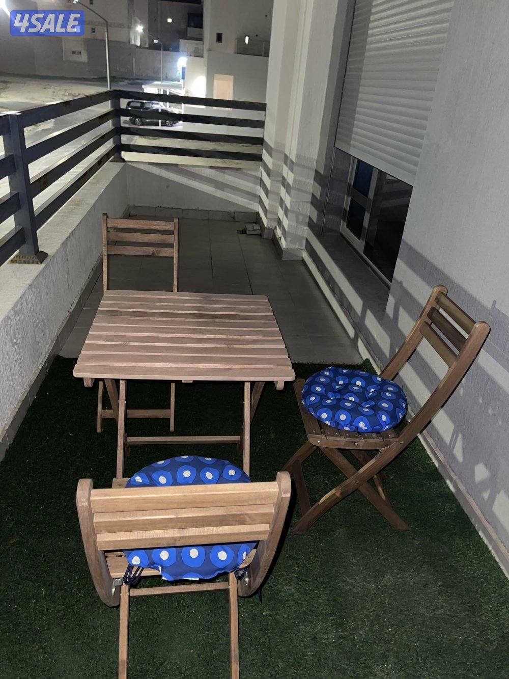 للبيع طاولات1