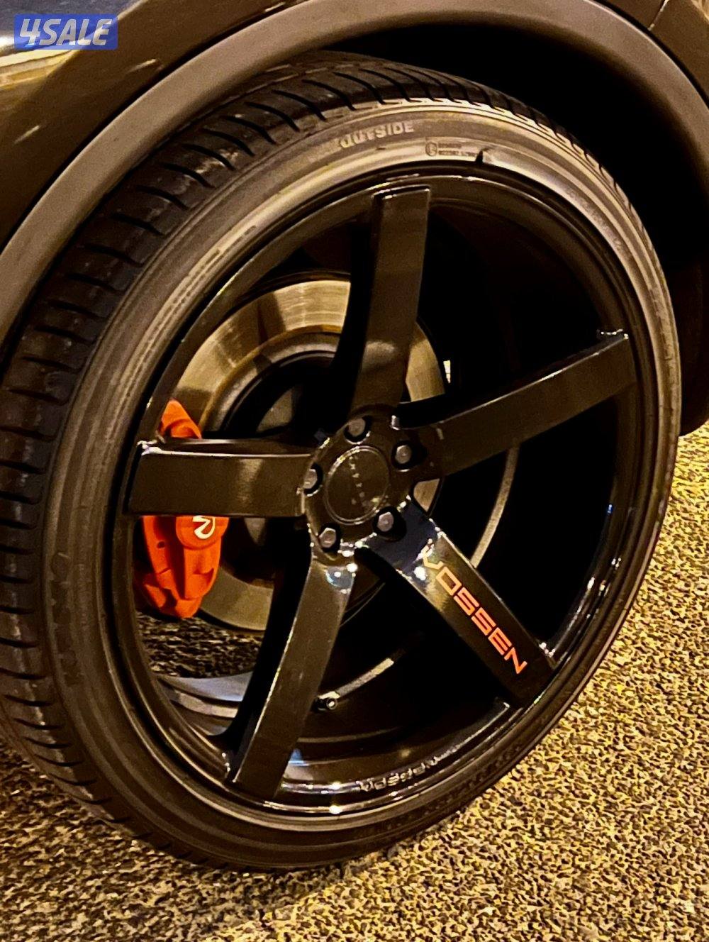 للبيع رنجات Vossen مقاس 22 أصليين مع تواير1