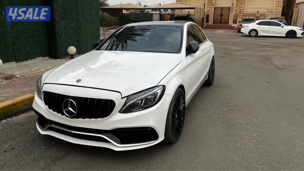 للبيع مرسيدس C 2002