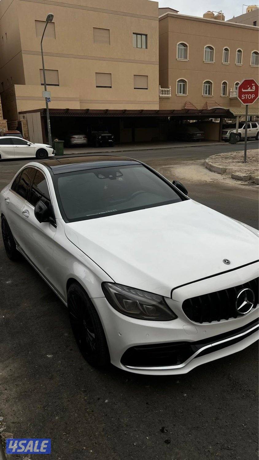 للبيع مرسيدس C 2003