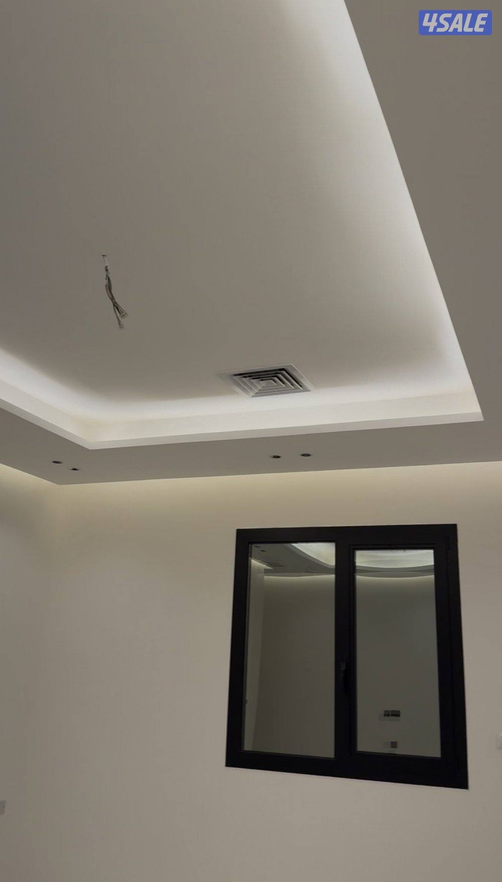 شقه جديده اول ساكن جنوب عبدالله قطعه ١ مدخل ومخرج سهل جدا0