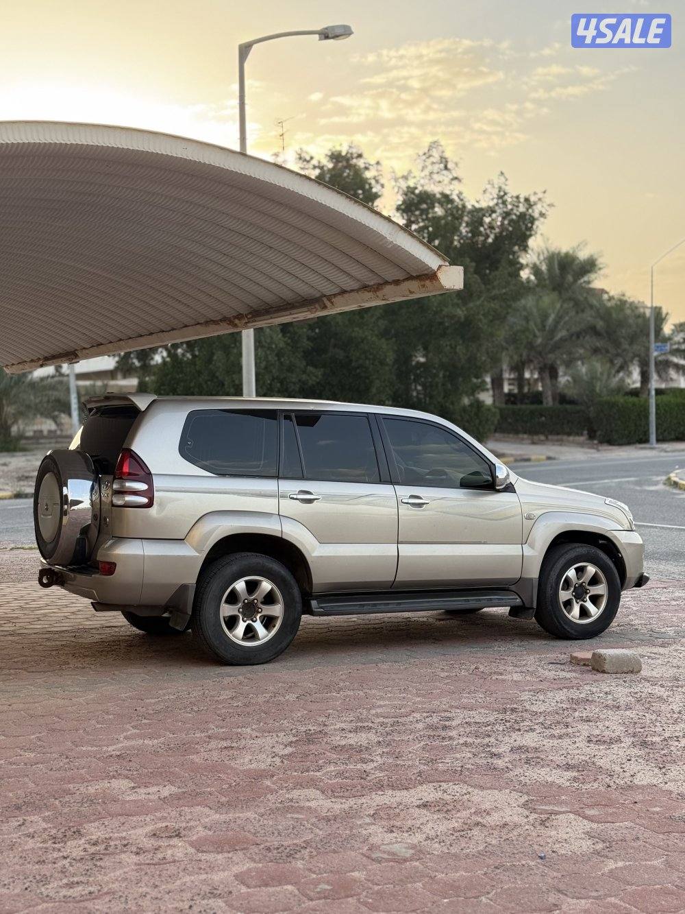 برادو VX 2004  شرط الفحص صبغ وكاله4