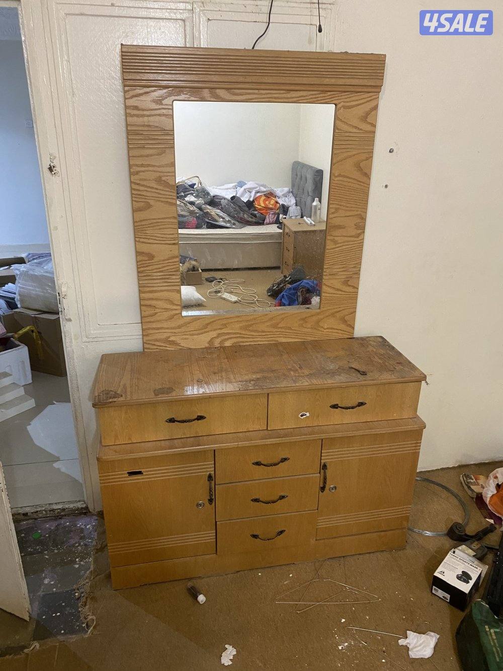 للبيع كبت وتسريحه وكمدي وسرير مفرد وجمله2