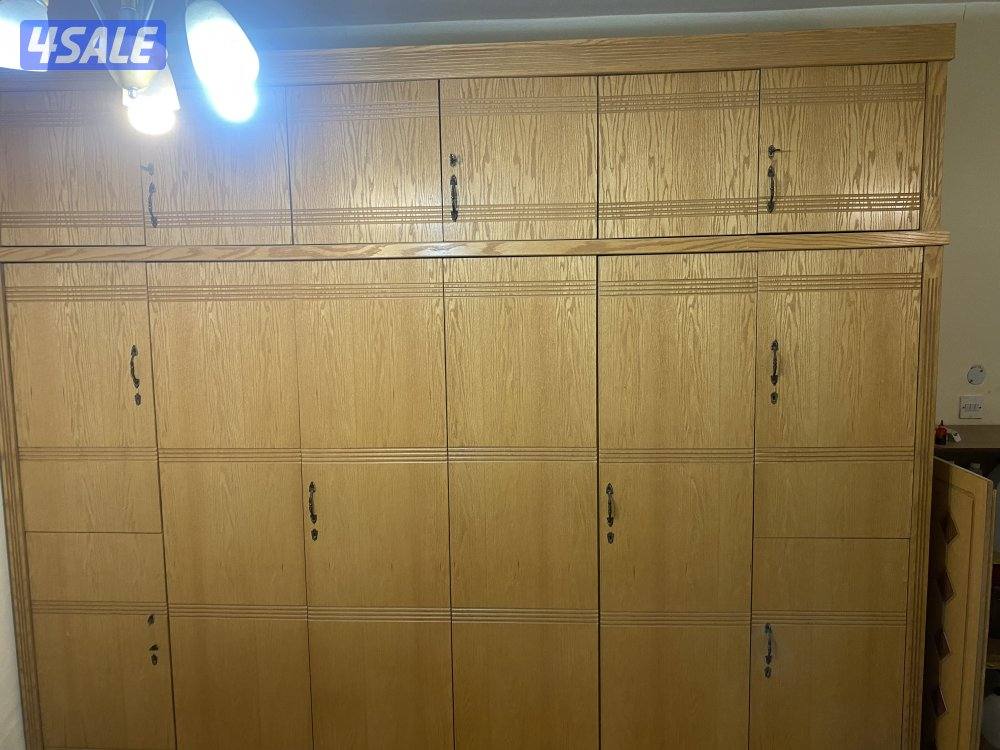 للبيع كبت وتسريحه وكمدي وسرير مفرد وجمله3