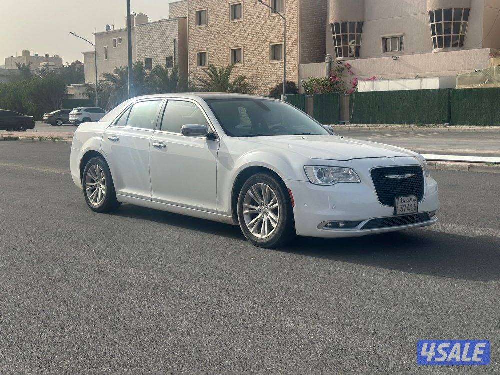 كرايزلر 2015 فل بانوراما  8 سلندر1