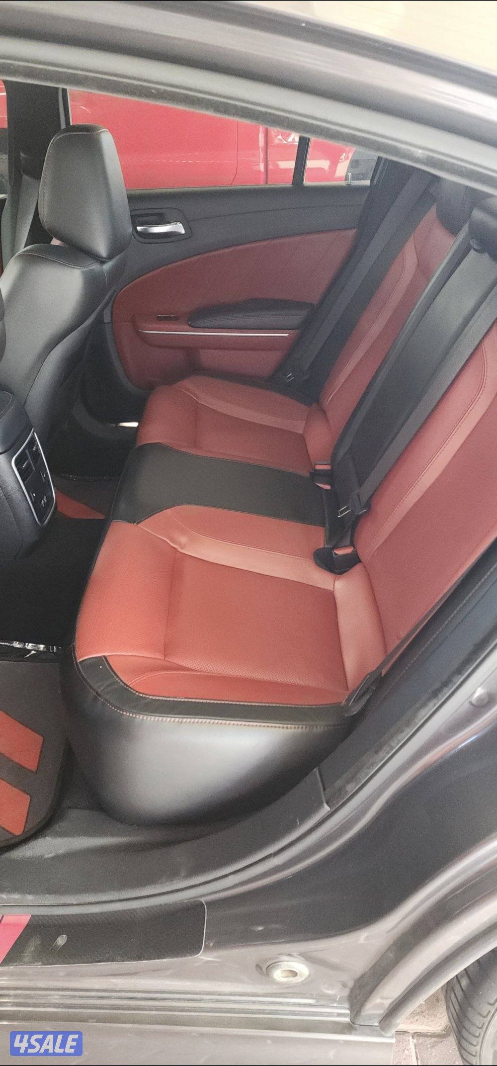 للبيع دوج تشارجر GT6