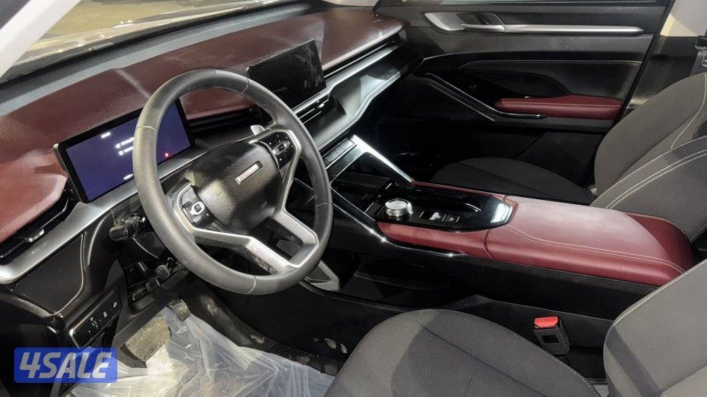 بيعه سريعه فيها مشكله بالقير شغال بس كنترول يعلق7