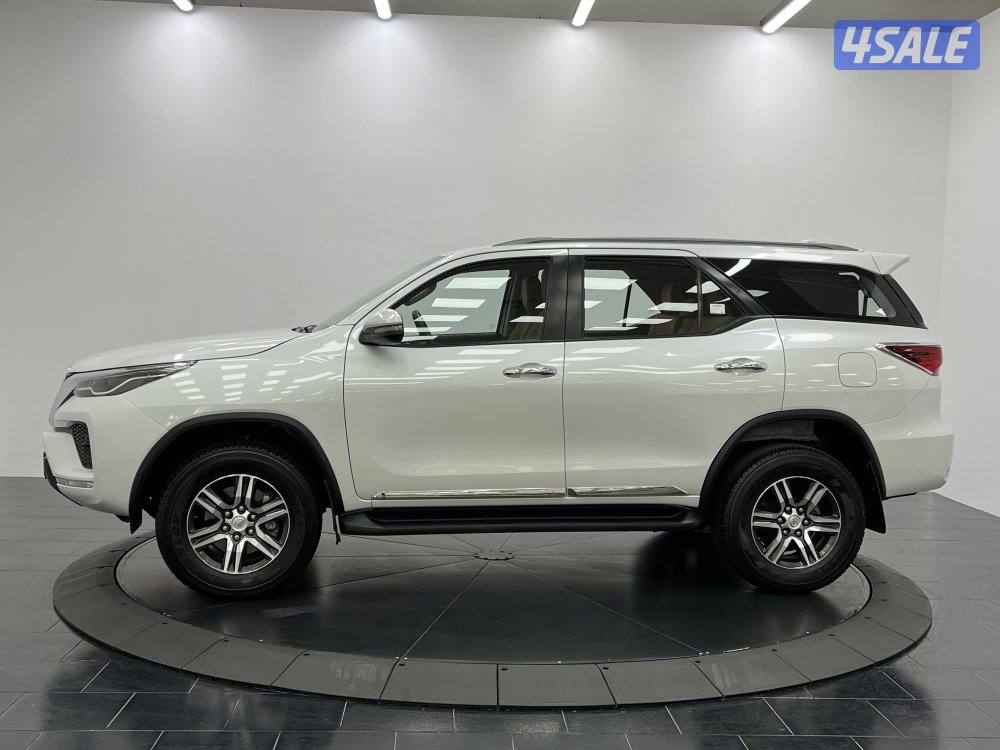 TOYOTA FORTUNER_N 23FT4H_U2