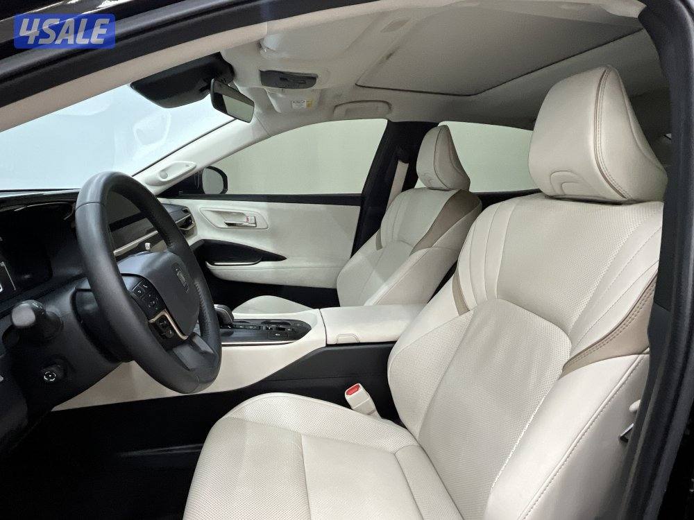 TOYOTA CROWN 23CN-2.5-CROWN-HEV5