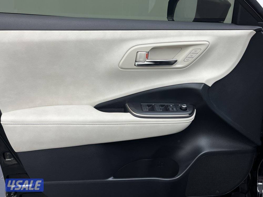 TOYOTA CROWN 23CN-2.5-CROWN-HEV10