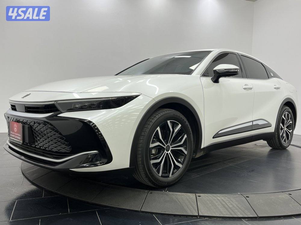 TOYOTA CROWN HYBRID1