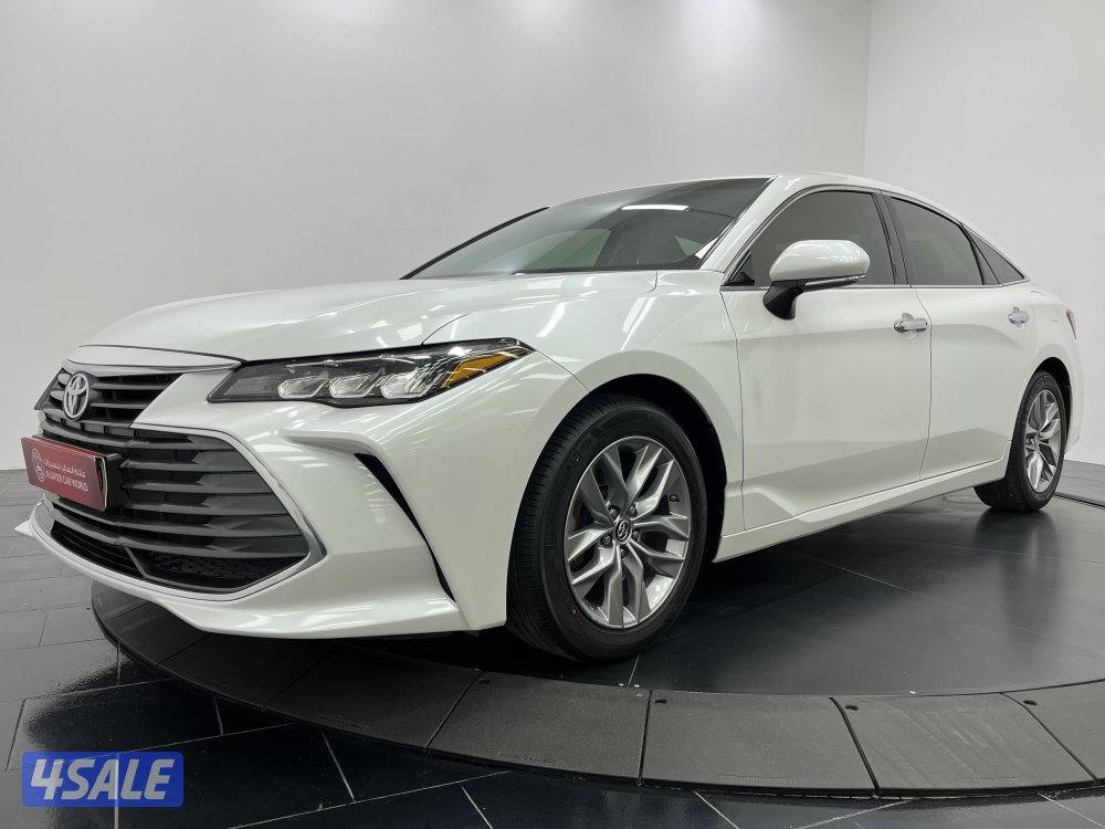 TOYOTA AVALON XLE MID OPTION1