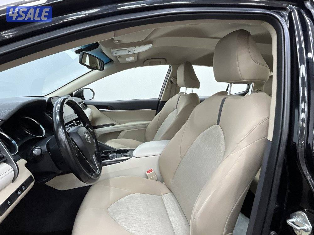 TOYOTA CAMRY Toyota CAMRY 20235