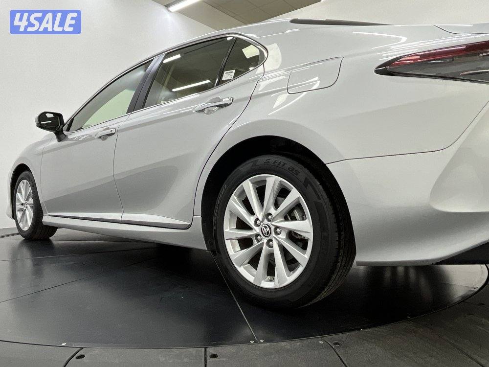 TOYOTA CAMRY Toyota CAMRY 20239