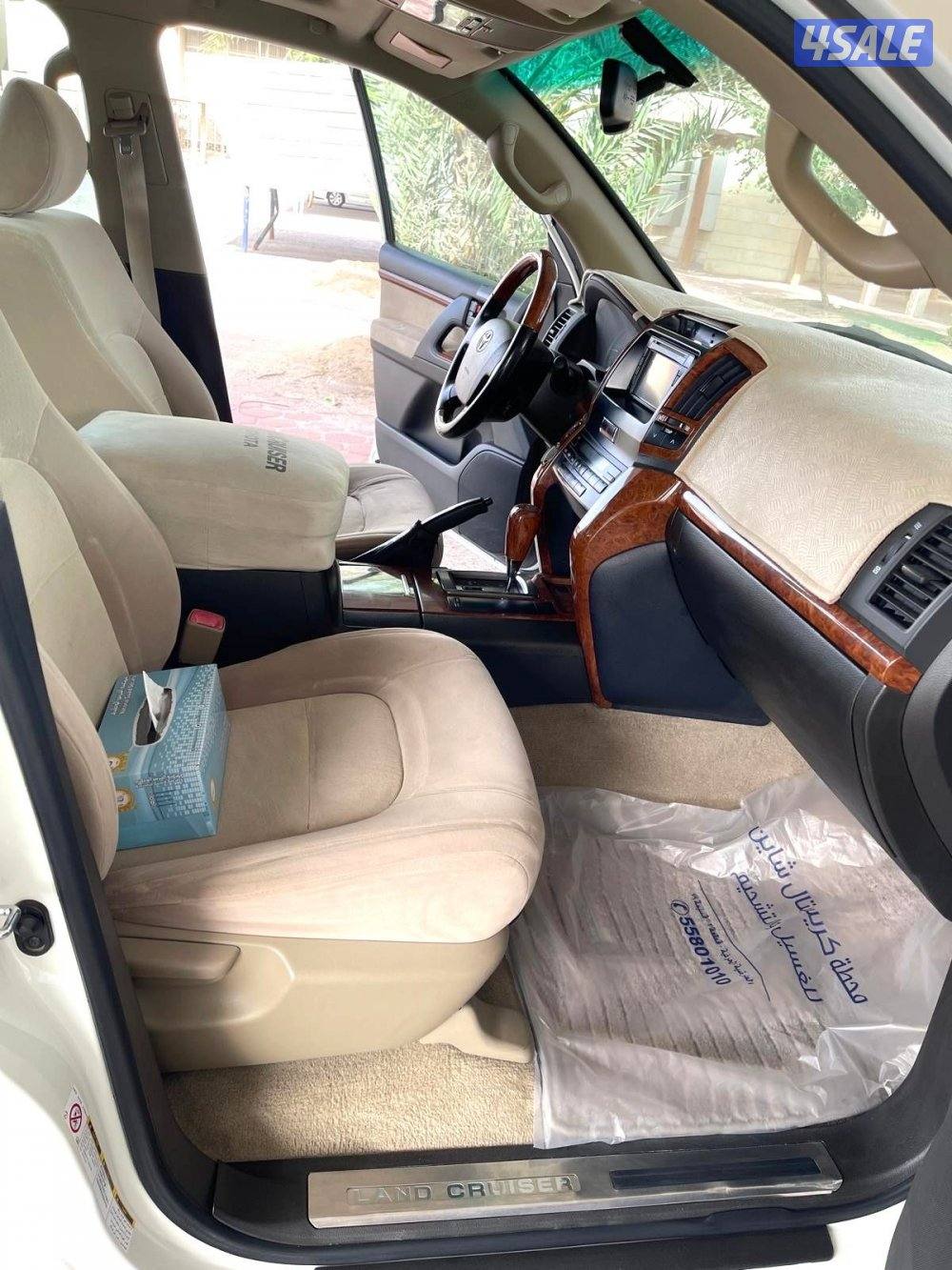 للبيع لاندكروزر GXR موديل ٢٠١٠5