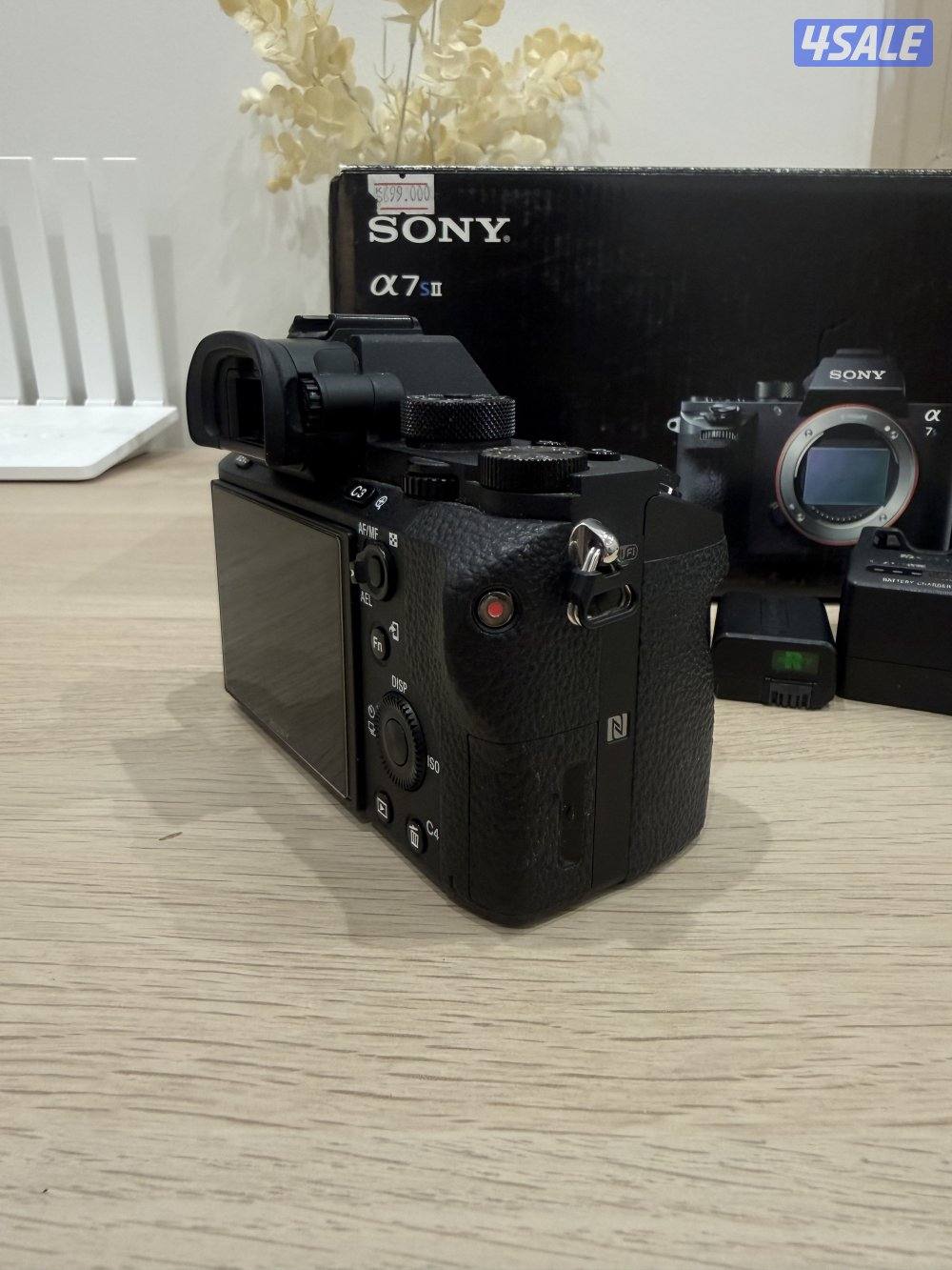 للبيع Sony a7sii full frame camera1