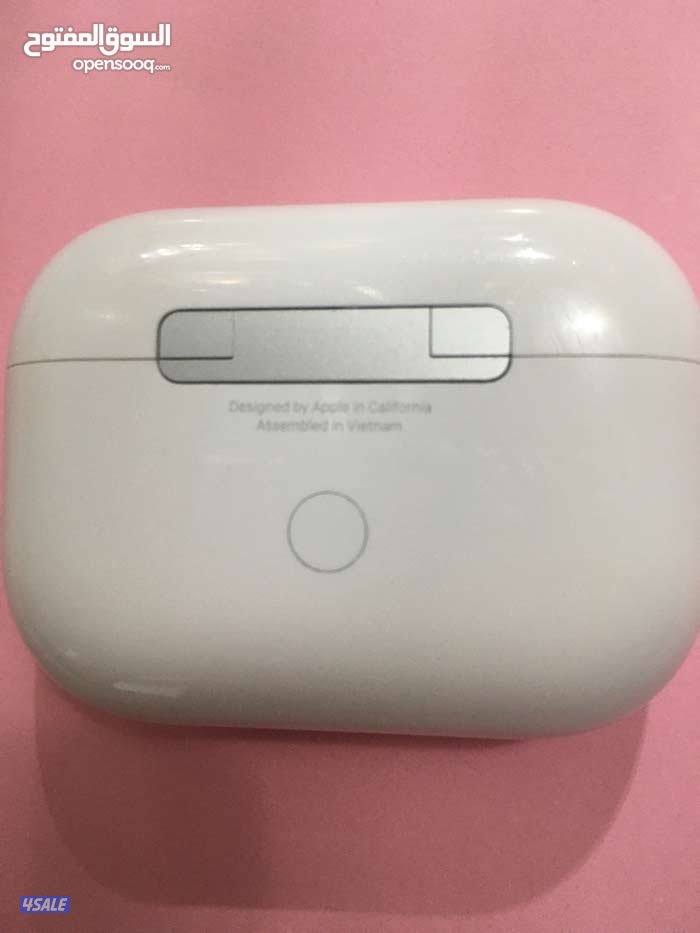 بوكس ابل برو الجيل الاول اصلي جديد بالسريال نمبر1