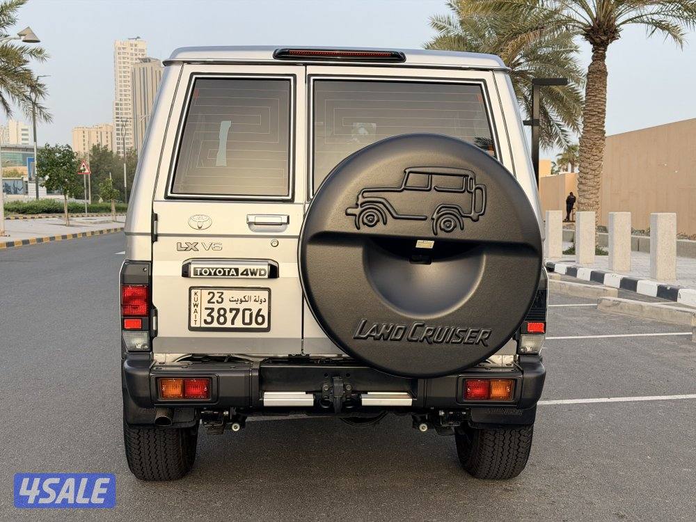 ربع موديل 2025ماشي3الاف كم بنزين1