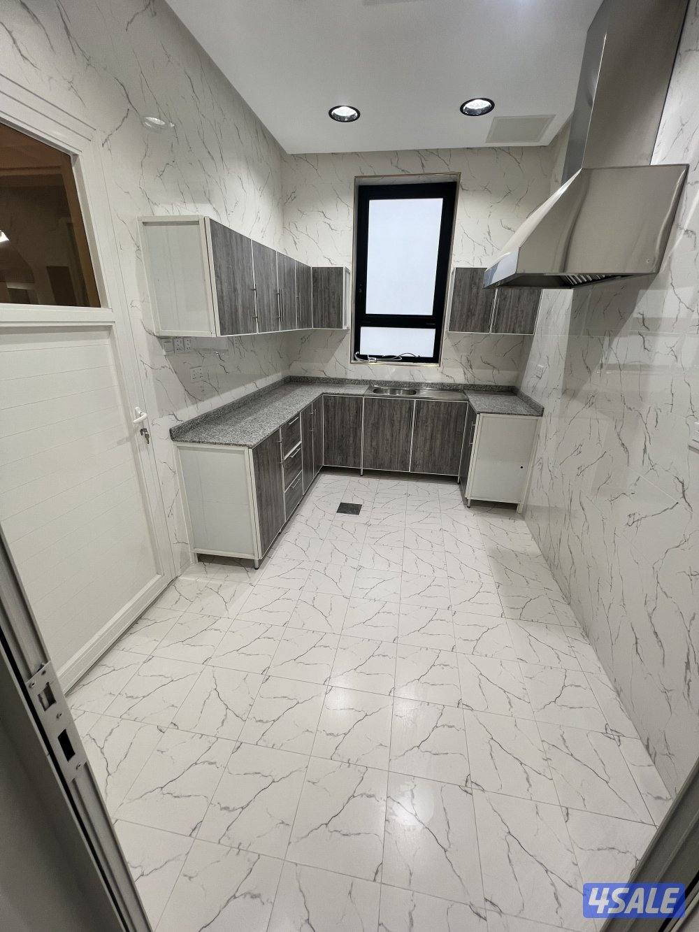 للإيجار شقة تشطيب راقي بالمطلاع من المالك مباشرة1