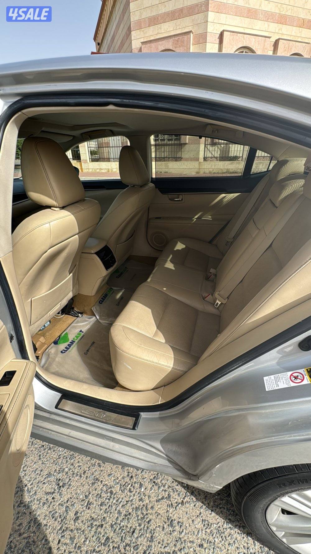 للبيع لكزسES350 شرط الفحص قير مكينه شاصي ماشي 385 رقم التواصل2