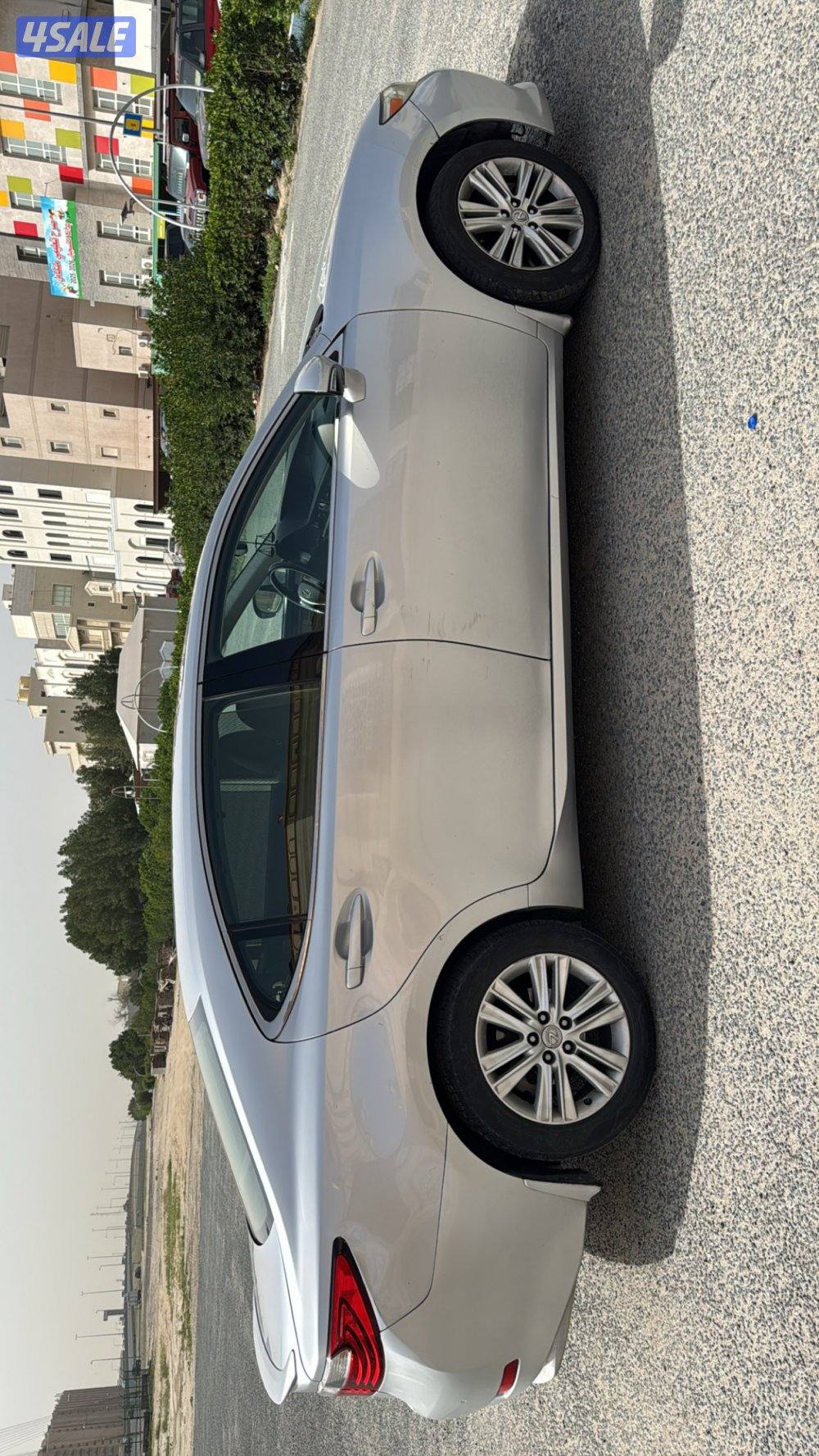 للبيع لكزسES350 شرط الفحص قير مكينه شاصي ماشي 385 رقم التواصل4