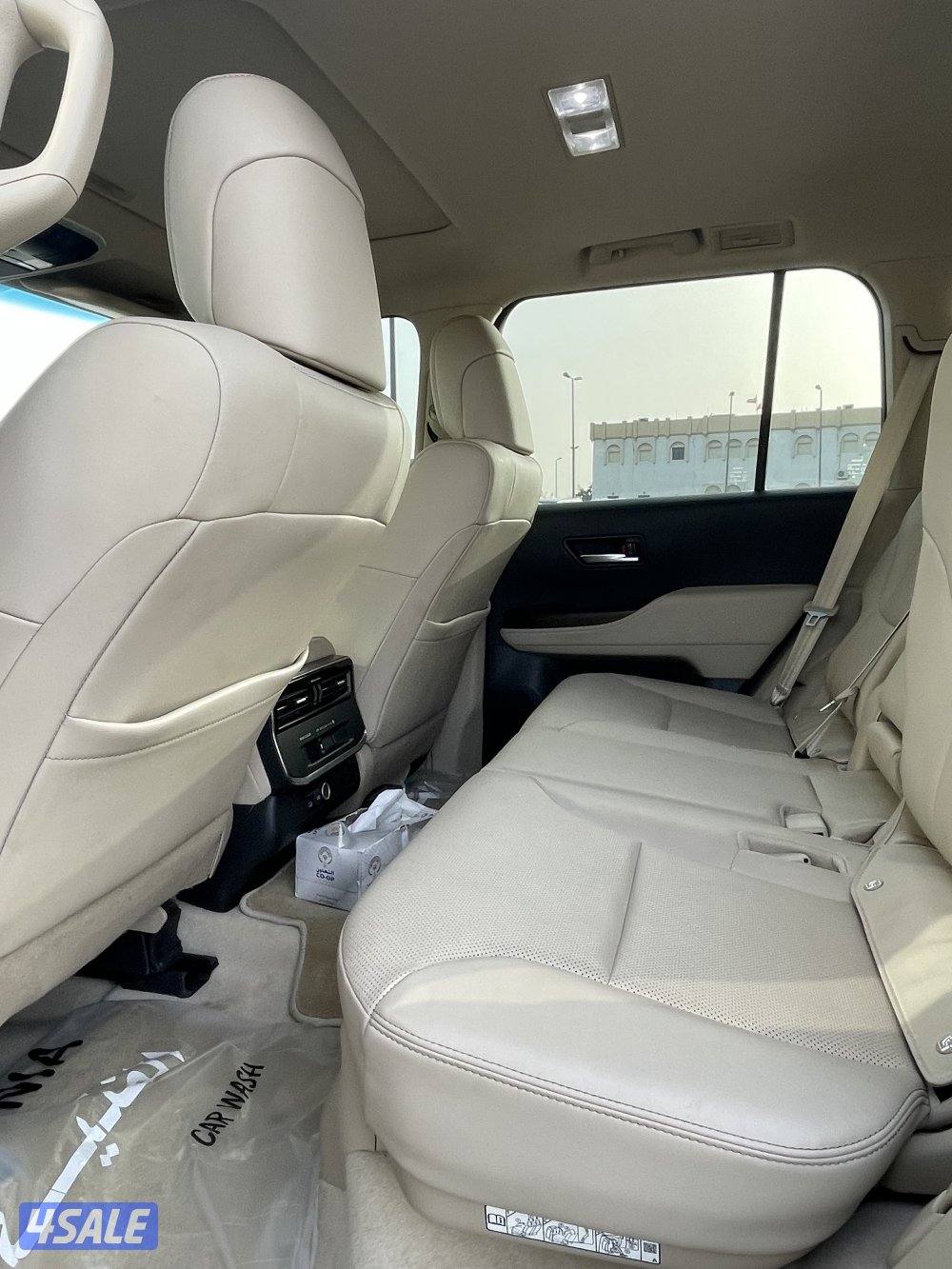 للبيع لاند كروزر GXR. ايرو موديل 2022 صبغ الوكاله6