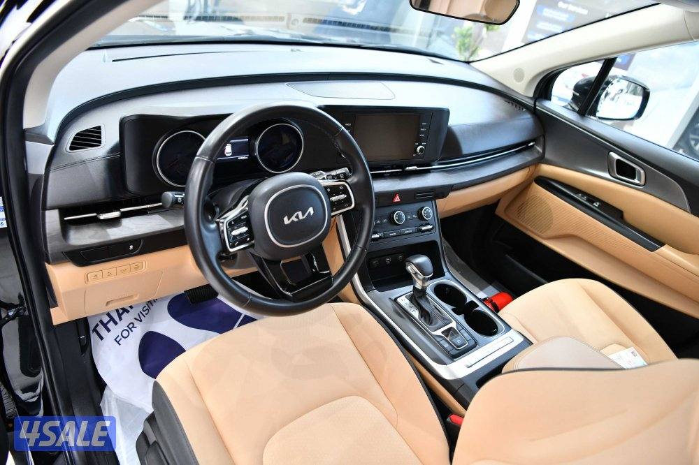 كيا كارنفال4