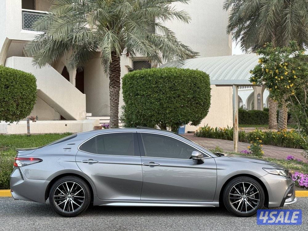 كامري SE موديل 2022 عداد 351